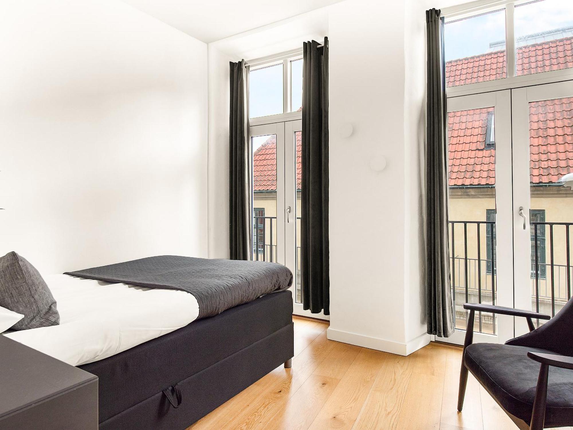 Sanders Leaves - Pleasant Four-Bedroom Apartment In Downtown Köpenhamn Exteriör bild